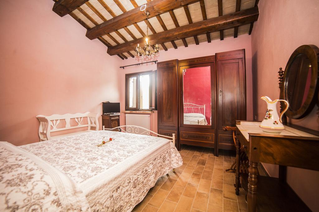 Agriturismo Corte Decia Saludecio Δωμάτιο φωτογραφία